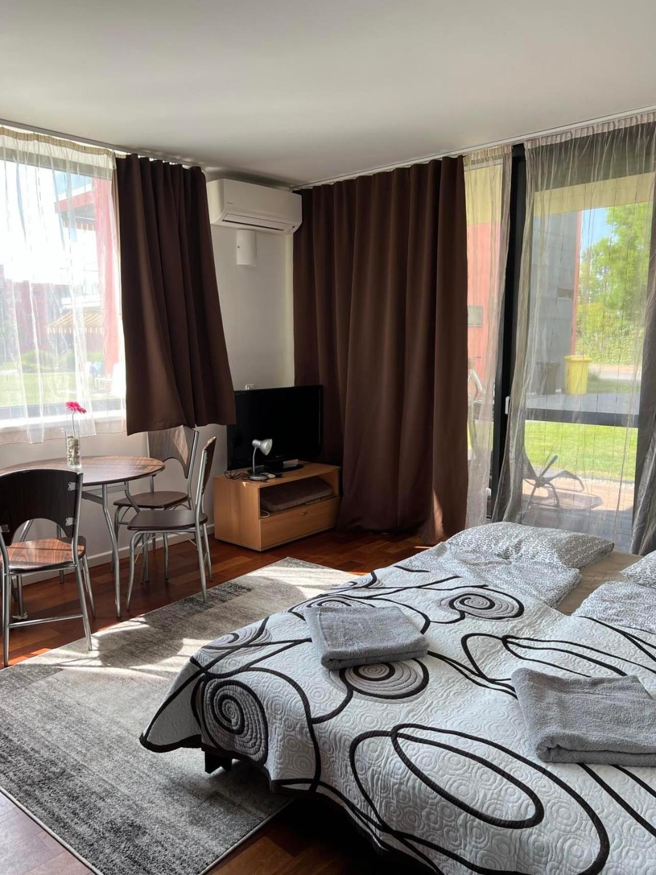 Bavaria Club Apartman Balatonlelle Kültér fotó
