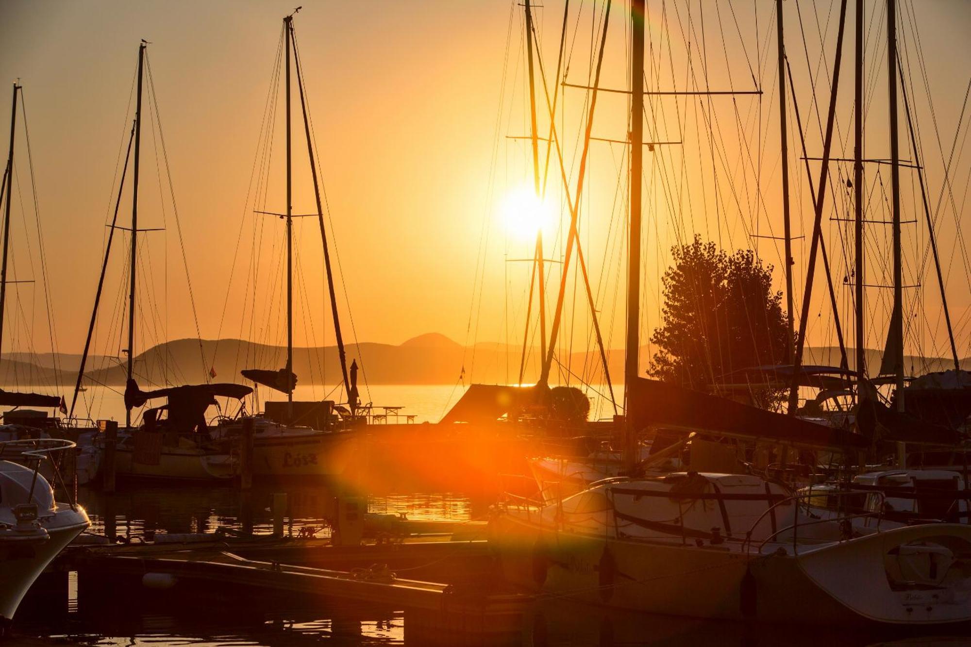 Bavaria Club Apartman Balatonlelle Kültér fotó