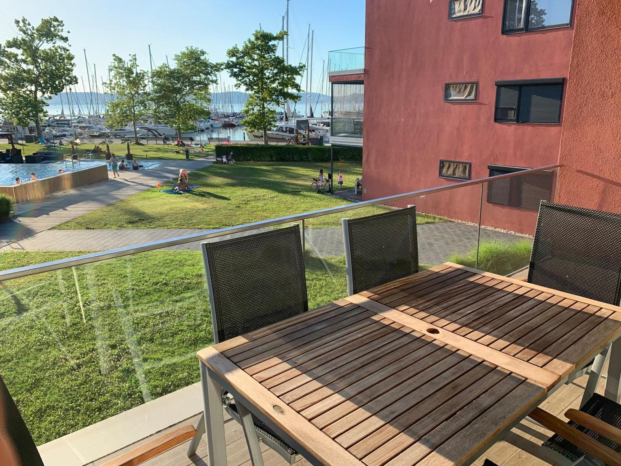 Bavaria Club Apartman Balatonlelle Kültér fotó