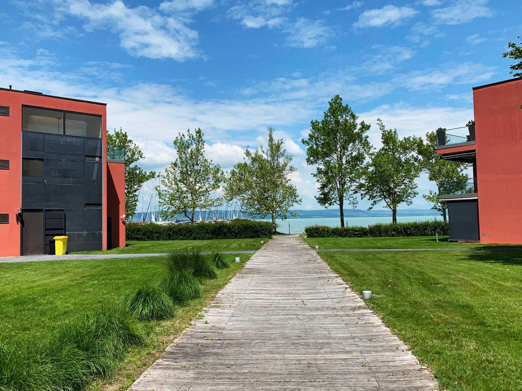 Bavaria Club Apartman Balatonlelle Kültér fotó
