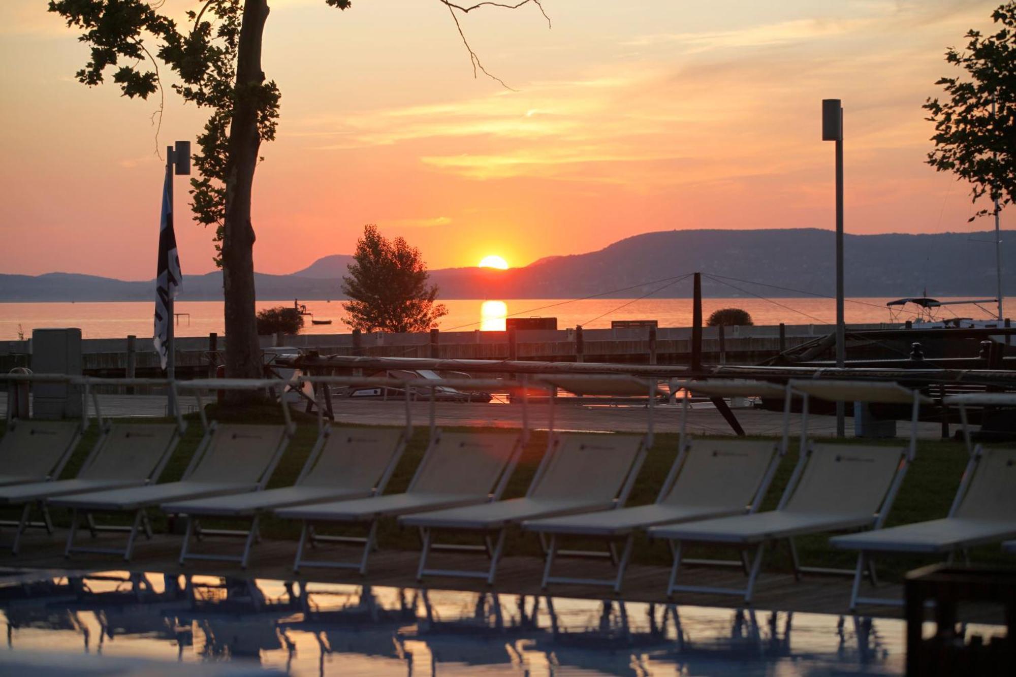 Bavaria Club Apartman Balatonlelle Kültér fotó