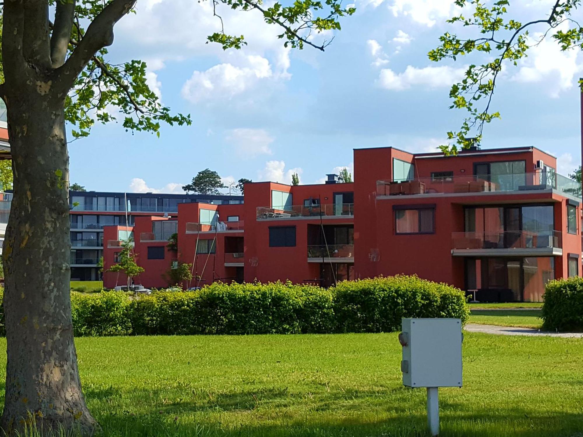 Bavaria Club Apartman Balatonlelle Kültér fotó